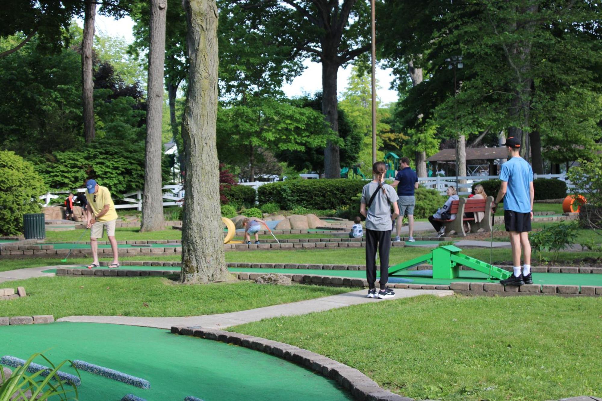 The Fountain Inn Lakeside Marblehead Bagian luar foto